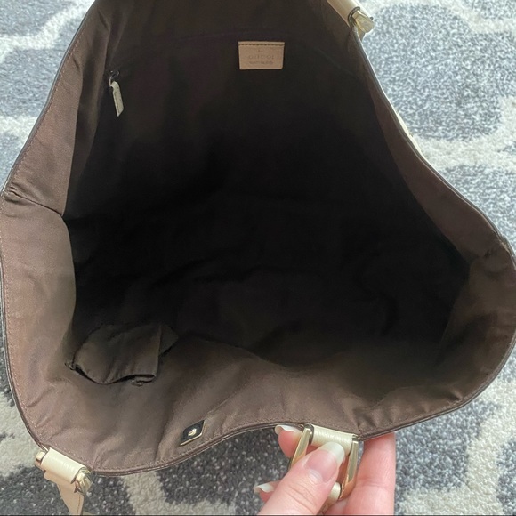 Authentic Gucci vintage Abbey bag. - Picture 13 of 16